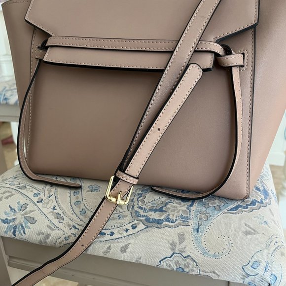 Celine Style "Belt" Fashion Bag non brand Ed Faux Leather w Crossbody Strap - Picture 4 of 12